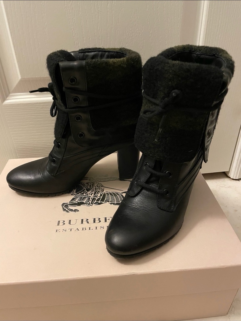 Burberry Black Leather Lace-Up Shearling Cuff Heeled Ankle Boots